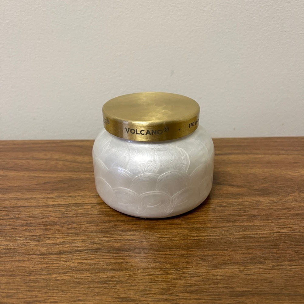 Anthropologie Capri Blue Volcano White Candle